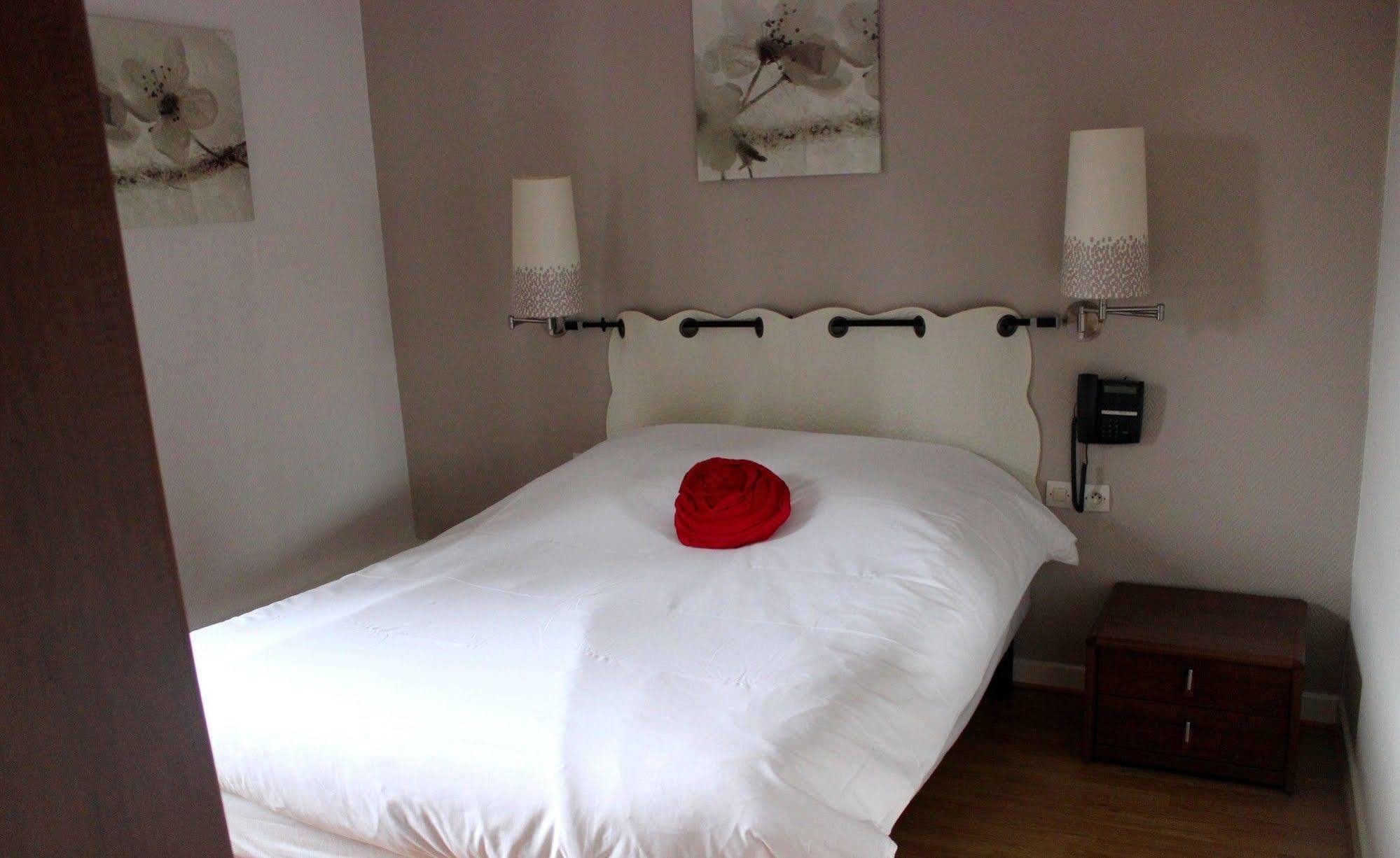A La Maison Rouge Hotel & Restaurant Barr Εξωτερικό φωτογραφία